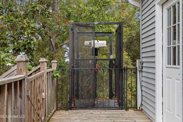 143 Ridgewood Drive, Pass Christian, MS 39571