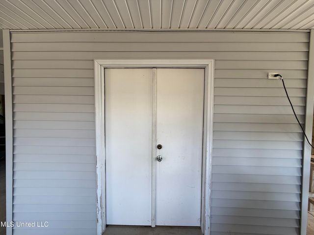 143 Ridgewood Drive, Pass Christian, MS 39571