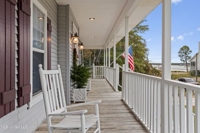 143 Ridgewood Drive, Pass Christian, MS 39571