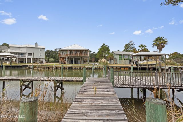 143 Ridgewood Drive, Pass Christian, MS 39571