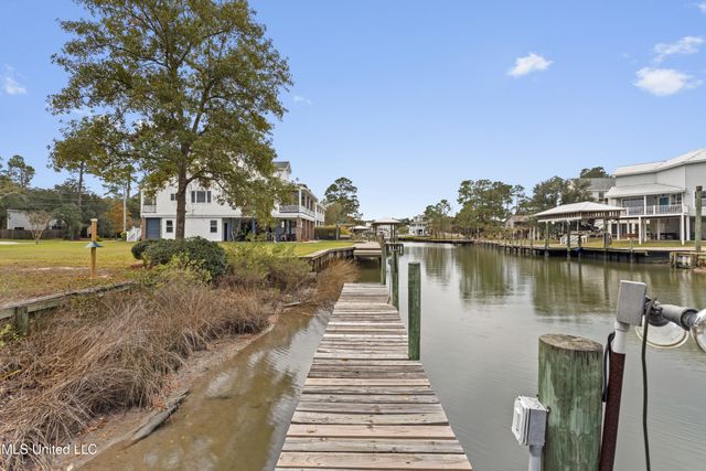 143 Ridgewood Drive, Pass Christian, MS 39571