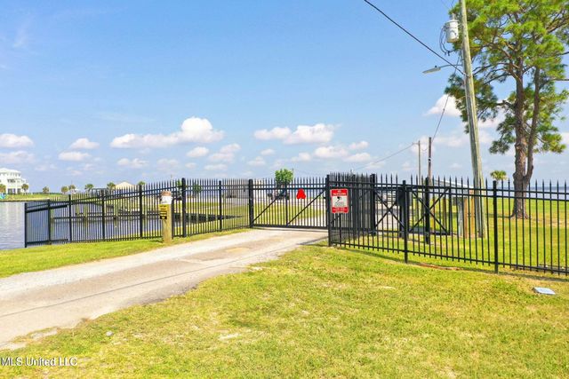 143 Ridgewood Drive, Pass Christian, MS 39571