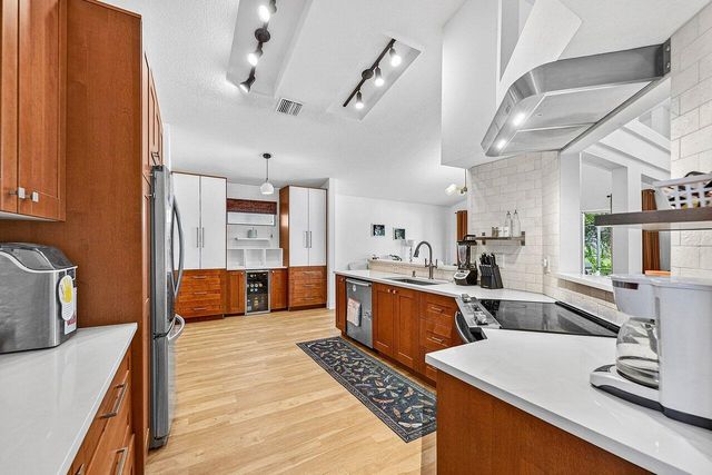 2525 Egret Lake Drive, Greenacres, FL 33413