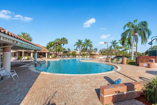 2525 Egret Lake Drive, Greenacres, FL 33413