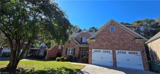 205 Cabot Drive, Winston-salem, NC 27103