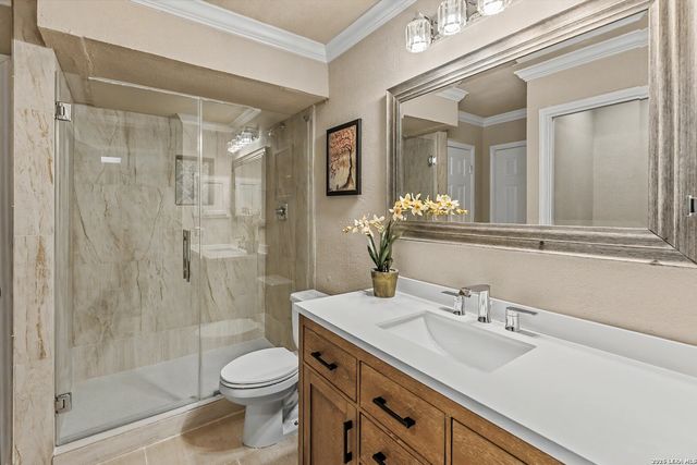 5322 Medical E206, San Antonio, TX 78240