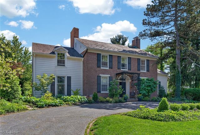 23900 Stanford Road, Shaker Heights, OH 44122