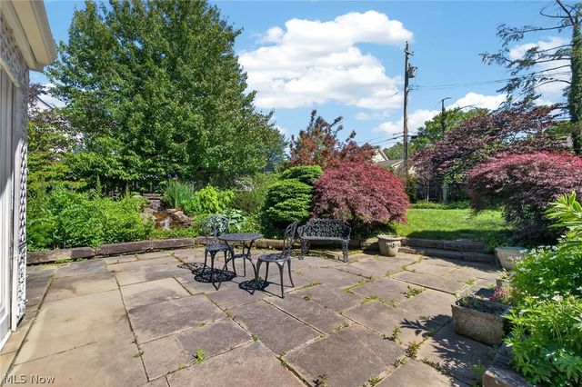 23900 Stanford Road, Shaker Heights, OH 44122