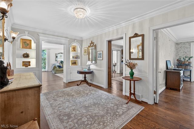 23900 Stanford Road, Shaker Heights, OH 44122