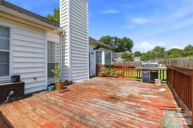 507 Viking Drive SW, Concord, NC 28025
