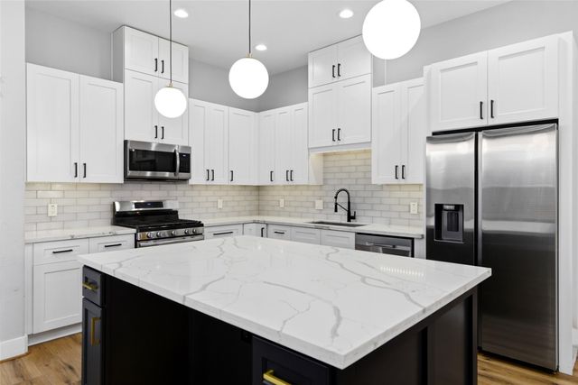6476 Tc Jester Boulevard, Houston, TX 77091