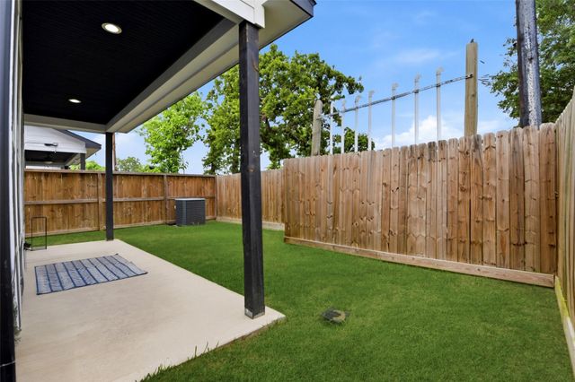 6476 Tc Jester Boulevard, Houston, TX 77091
