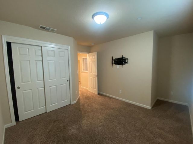 531 Ashwick Loop, Sacramento, CA 95823