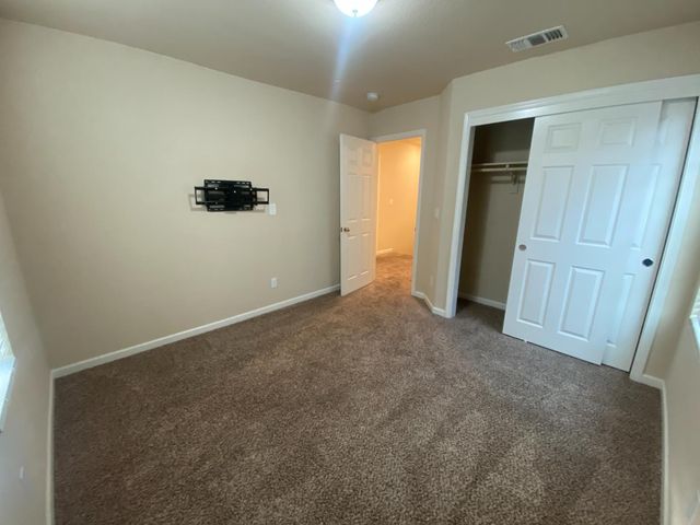 531 Ashwick Loop, Sacramento, CA 95823