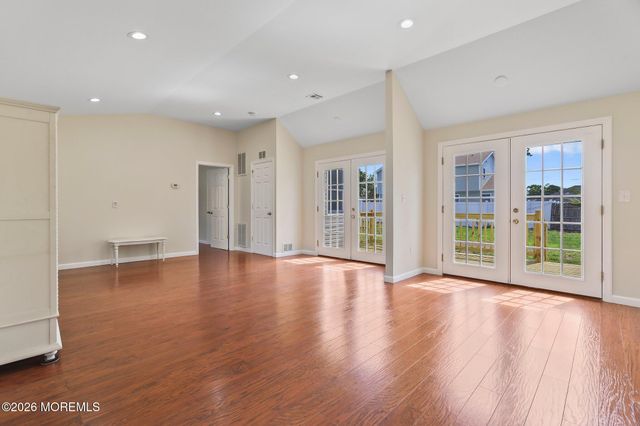 477 Glenwood Avenue, Brick, NJ 08723