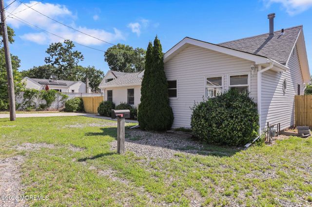 477 Glenwood Avenue, Brick, NJ 08723
