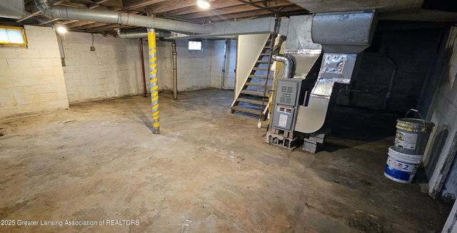 1016 Cleo Street, Lansing, MI 48915