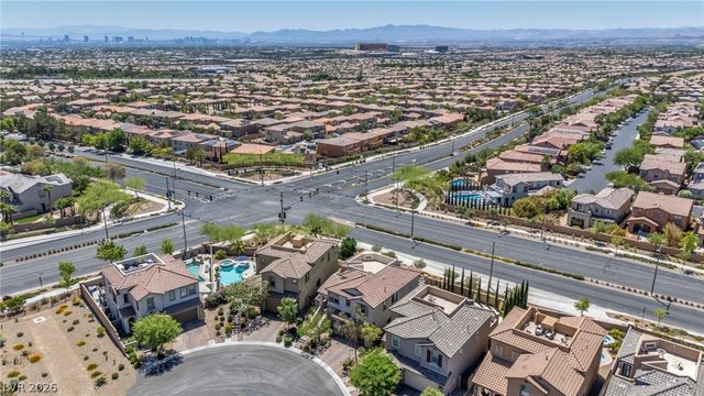 11805 Barona Mesa Avenue, Las Vegas, NV 89138