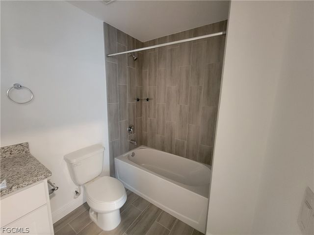 2156 Edison AVE, Fort Myers, FL 33901