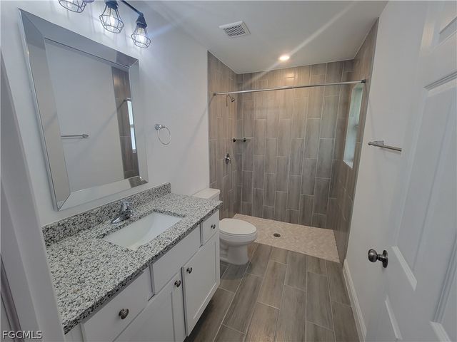 2156 Edison AVE, Fort Myers, FL 33901