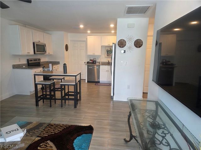 2156 Edison AVE, Fort Myers, FL 33901