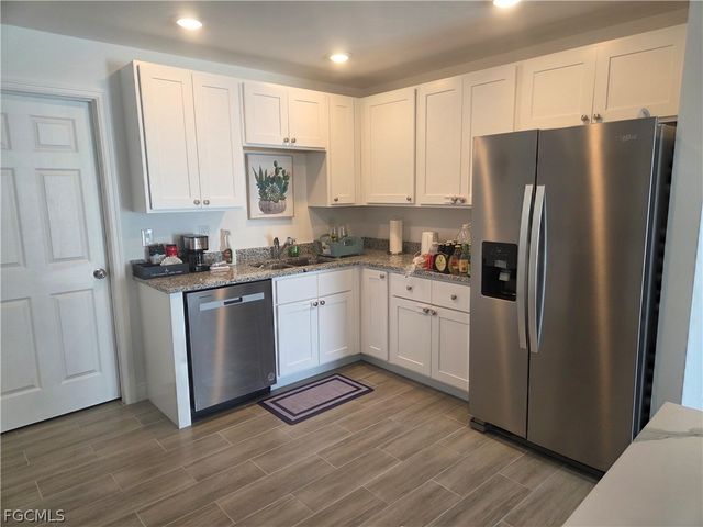 2156 Edison AVE, Fort Myers, FL 33901