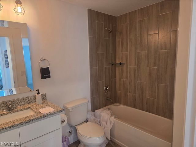 2156 Edison AVE, Fort Myers, FL 33901