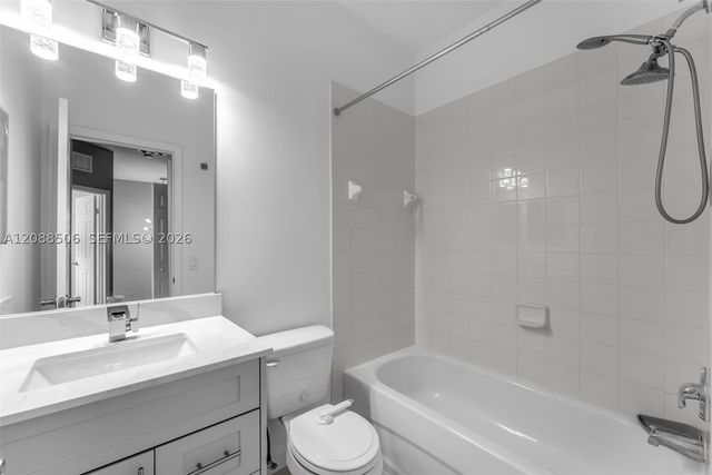 967 NE 42nd Ave, Homestead, FL 33033