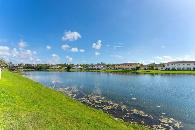 967 NE 42nd Ave, Homestead, FL 33033