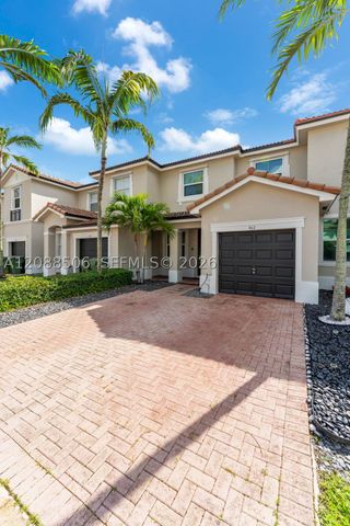 967 NE 42nd Ave, Homestead, FL 33033