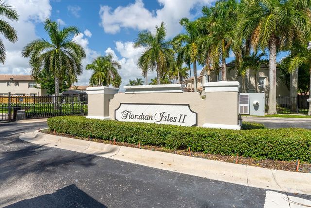 967 NE 42nd Ave, Homestead, FL 33033