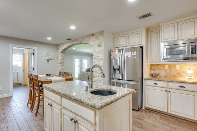 2100 Fm 3048, Cleburne, TX 76031