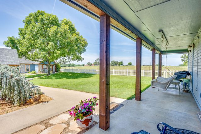 2100 Fm 3048, Cleburne, TX 76031