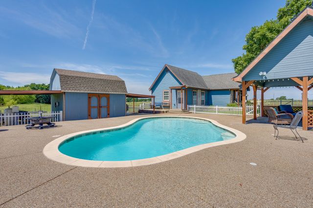 2100 Fm 3048, Cleburne, TX 76031