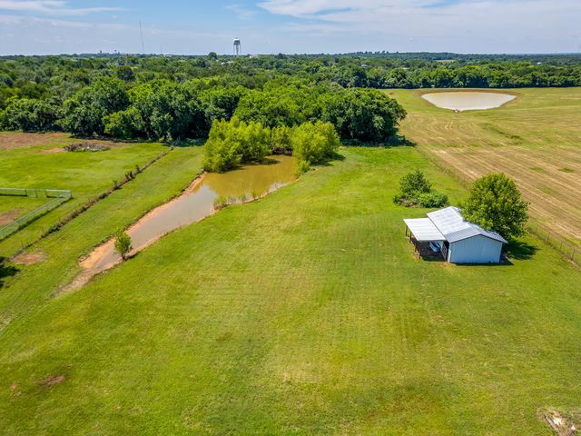 2100 Fm 3048, Cleburne, TX 76031