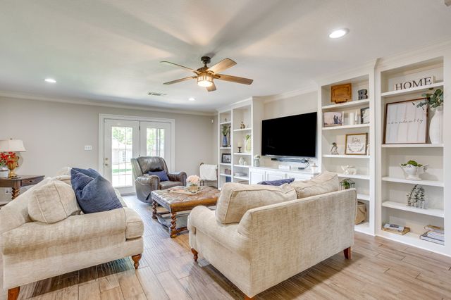 2100 Fm 3048, Cleburne, TX 76031