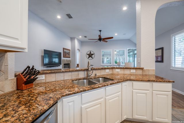 3710 RIVER FLS, San Antonio, TX 78259