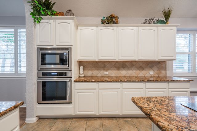 3710 RIVER FLS, San Antonio, TX 78259