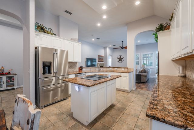 3710 RIVER FLS, San Antonio, TX 78259