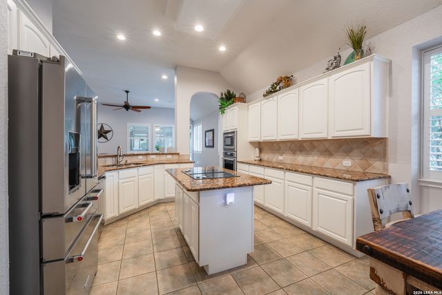 3710 RIVER FLS, San Antonio, TX 78259