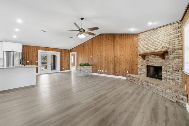 370 SAND PINE PLACE, Geneva, FL 32732