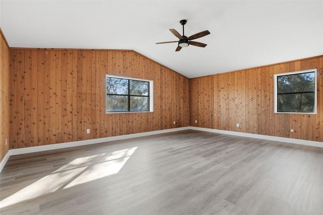 370 SAND PINE PLACE, Geneva, FL 32732