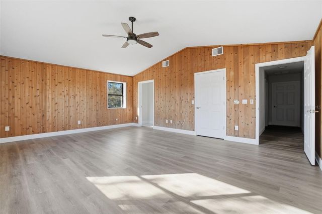 370 SAND PINE PLACE, Geneva, FL 32732