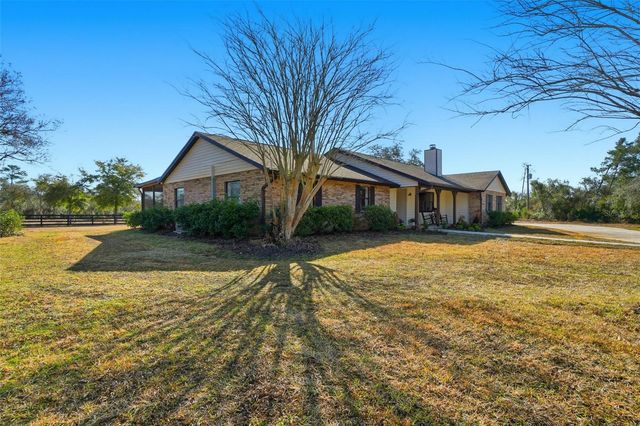 370 SAND PINE PLACE, Geneva, FL 32732