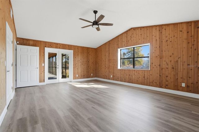 370 SAND PINE PLACE, Geneva, FL 32732