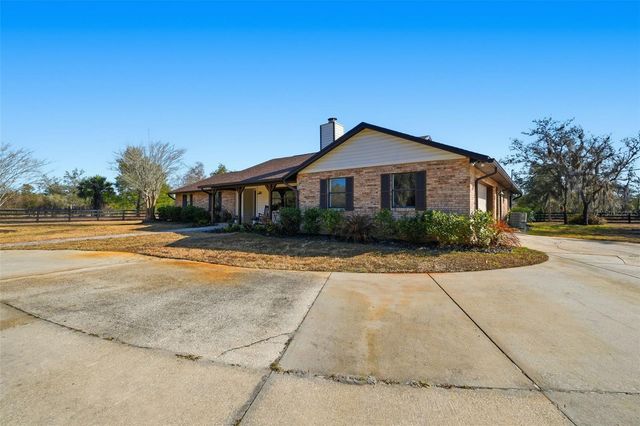 370 SAND PINE PLACE, Geneva, FL 32732