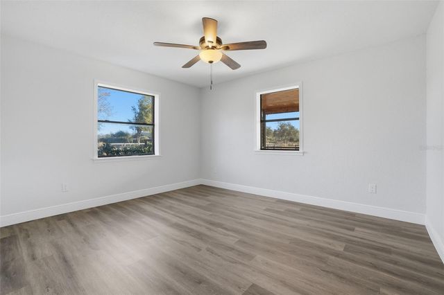 370 SAND PINE PLACE, Geneva, FL 32732