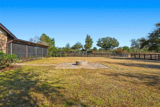 370 SAND PINE PLACE, Geneva, FL 32732