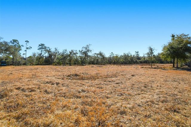 370 SAND PINE PLACE, Geneva, FL 32732