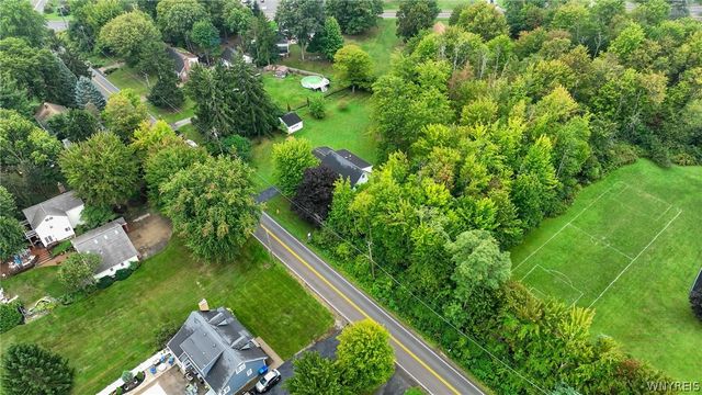 6494 Versailles Road, Hamburg, NY 14085